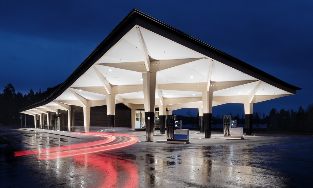 Guose insists on customer-centered gas station construction