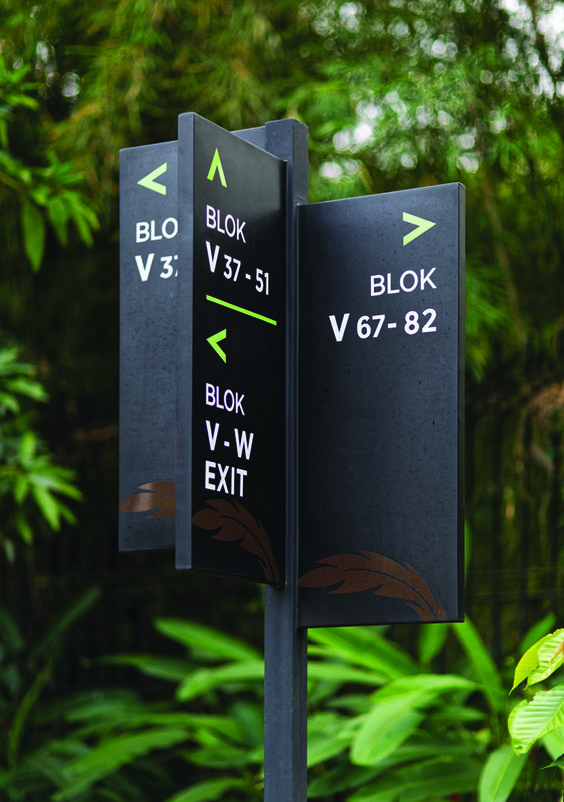 Modern Design Metal Pylon Signage