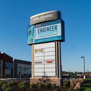 totem advertising signage